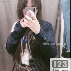 小蔡头试衣间：潮流优衣库JK服饰，适合小女生的时尚选择