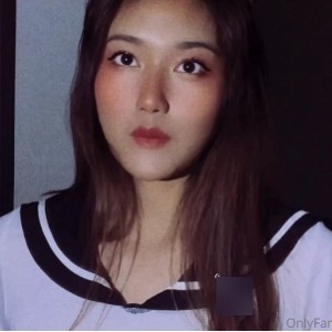 Onlyfans福利超级美女Dynameowpleng13V/927M百度云合集